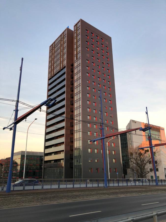 Ferienwohnung Piper Dworzec & Targi Posen Exterior foto