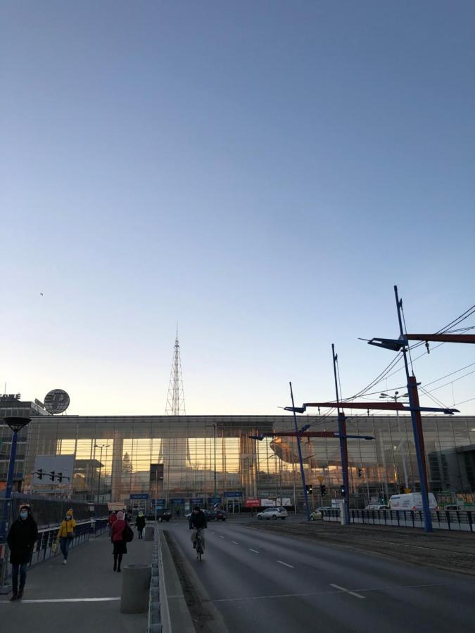 Ferienwohnung Piper Dworzec & Targi Posen Exterior foto